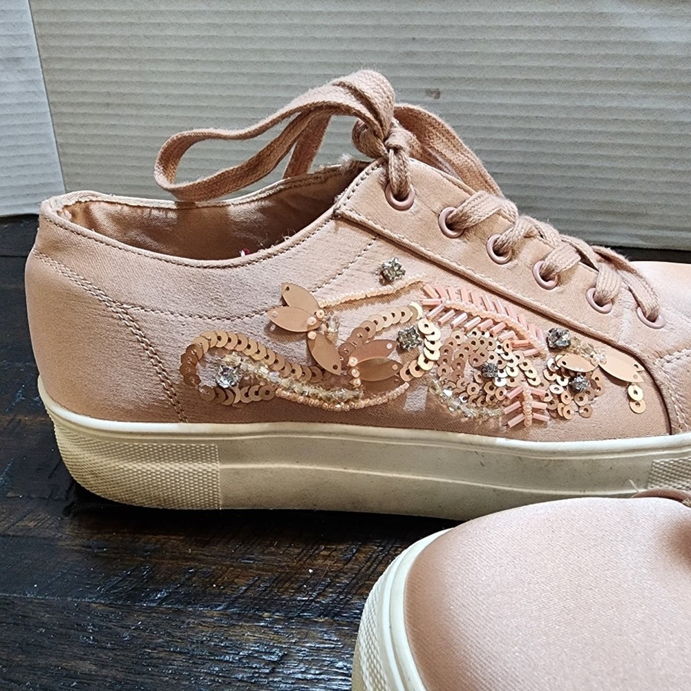 Madden Girl Astro pink jeweled and sequined Sneakers size 9.5 - Picture 7 of 11